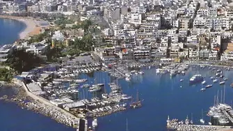 Пристанищата в Гърция затворени за 24 часа
