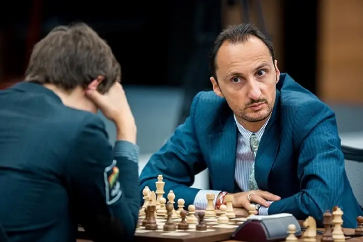 Топалов загуби битката с Крамник
