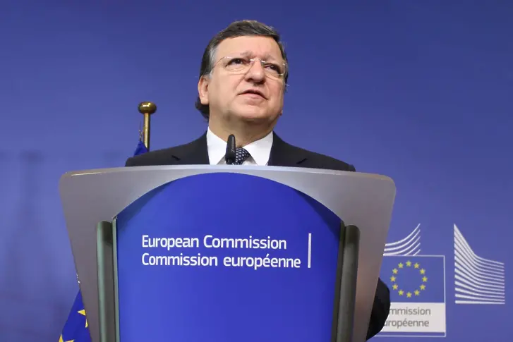Барозу и Меркел предупреждават за нови санкции срещу Русия
