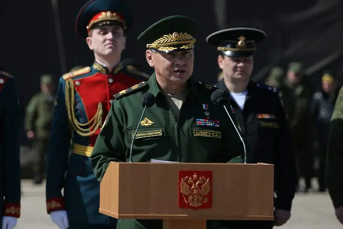 Русия се оттегля, сепаратистите освобождават заложници