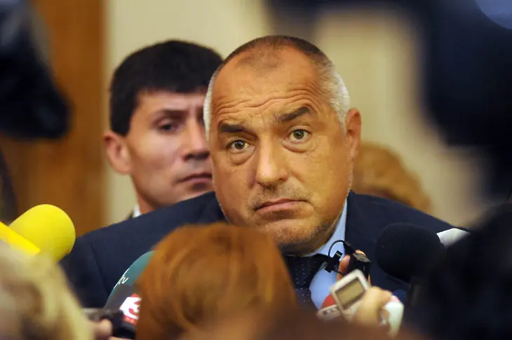 Борисов обяви, че Орешарски не може да смята