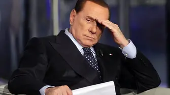 Берлускони на съд за секс
