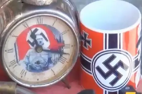 Германски митничари дебнат за български чаши с лика на Хитлер