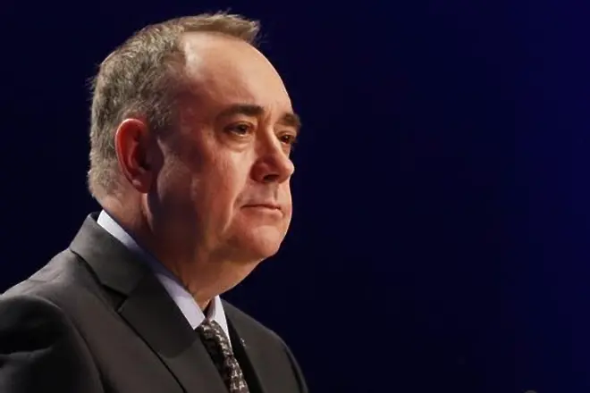 Шотландският премиер Алекс Салмънд подаде оставка