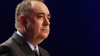 Шотландският премиер Алекс Салмънд подаде оставка
