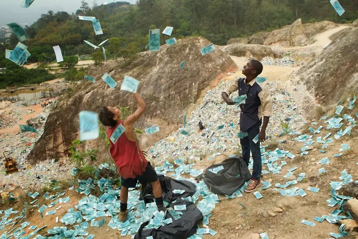 Филм за боклукчии взе Голямата награда на Римския кинофест (видео)