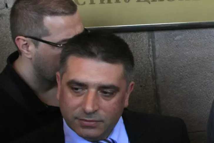 Данаил Кирилов пред Клуб Z: Откраднатото тефтерче няма да повлияе на делото 