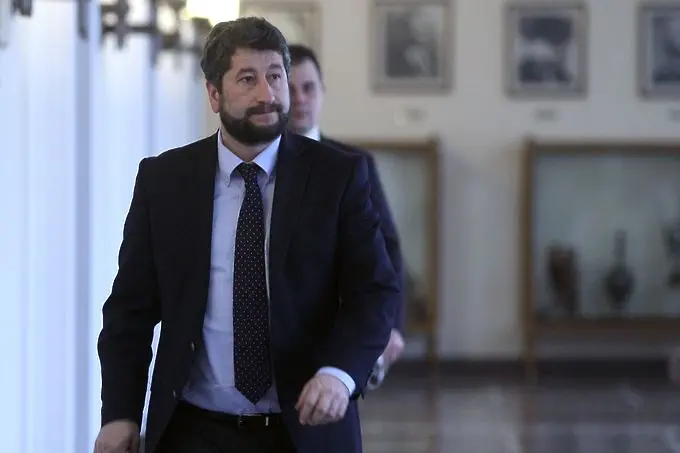 Христо Иванов: Политиците да потърсят отговорност от представителите си във ВСС