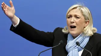 Френската крайна десница подкрепя гръцката крайна левица