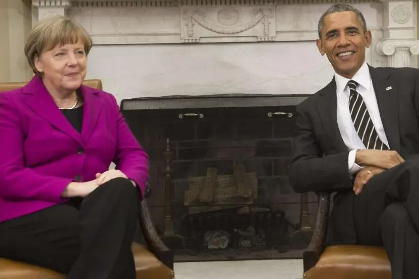Меркел убеди Обама: Без американски оръжия за Украйна, засега