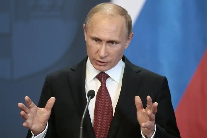 Путин призна: Цените на петрола сринаха руската икономика