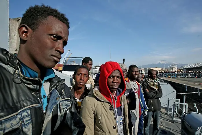 ЕС се мобилизира срещу бежанската криза