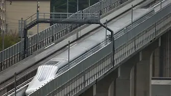 Нов рекорд на японските железници! Влак достигна скорост от 603 км/ч