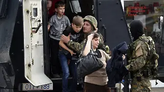 Осем убити и 30 арестувани терористи в Куманово (обновена)