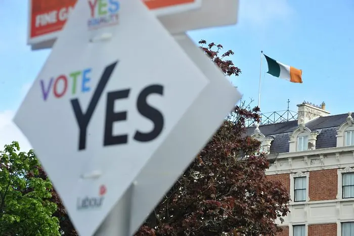 Ирландия е на път да узакони гей-браковете с референдум