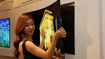 LG демонстрираха екран, който може да се залепя като тапет