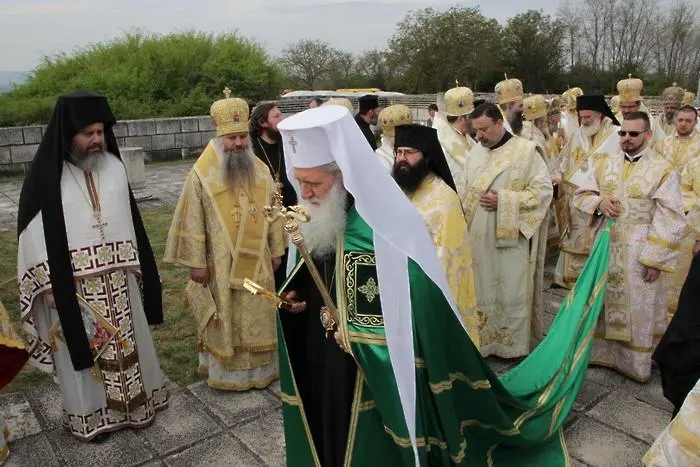 Патриархът: Следвайте православието, не се увличайте по съмнителни ценности и идеали