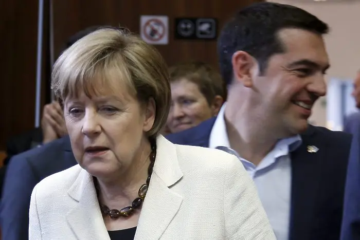 На Меркел й писна Ципрас да предлага все нови и нови глупости
