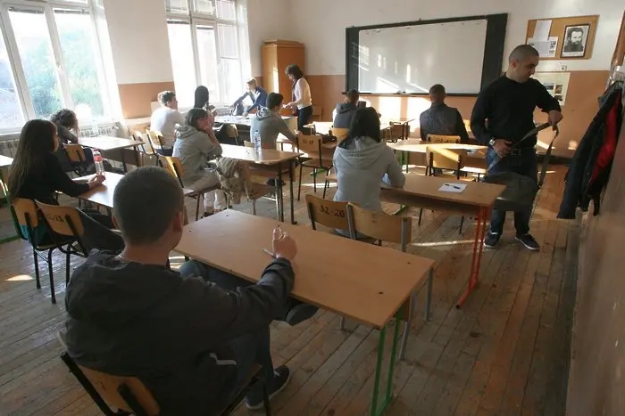 Софийската математическа гимназия победи частните училища