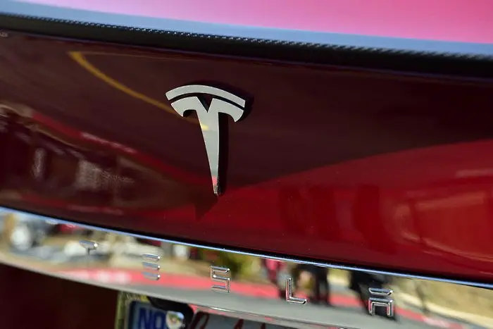 Боб Луц: Tesla е обречена
