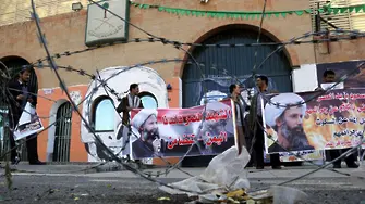 Самолети на Рияд удрят иранското посолство в Йемен