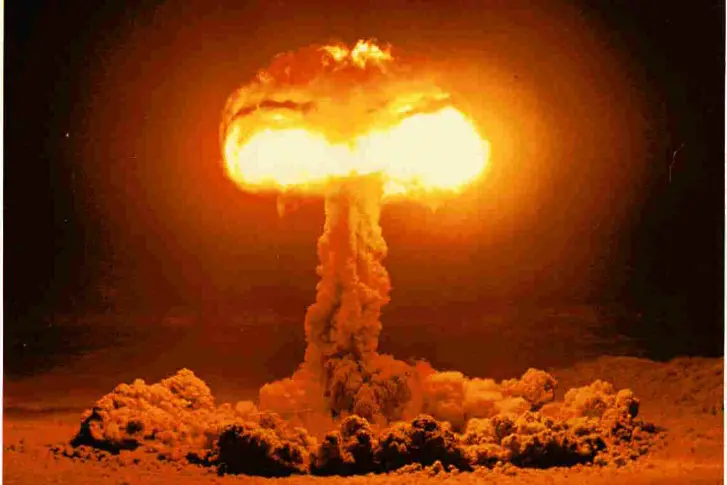 САЩ щели да избият с ядрена атака Казанлък и Шипка (обновена)