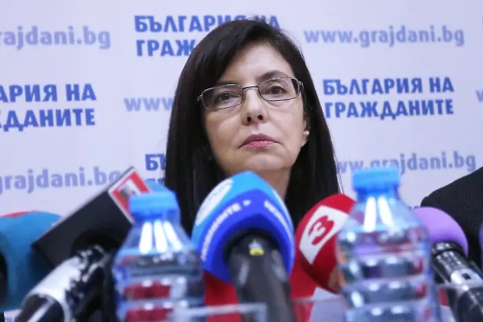 ДБГ срещу ДБГ в съда, ако Кунева стане министър