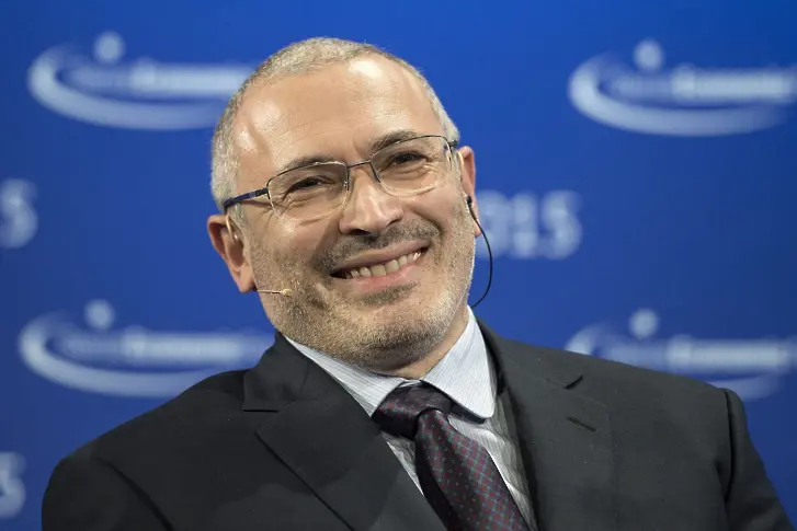 Русия дири Ходорковски за убийство