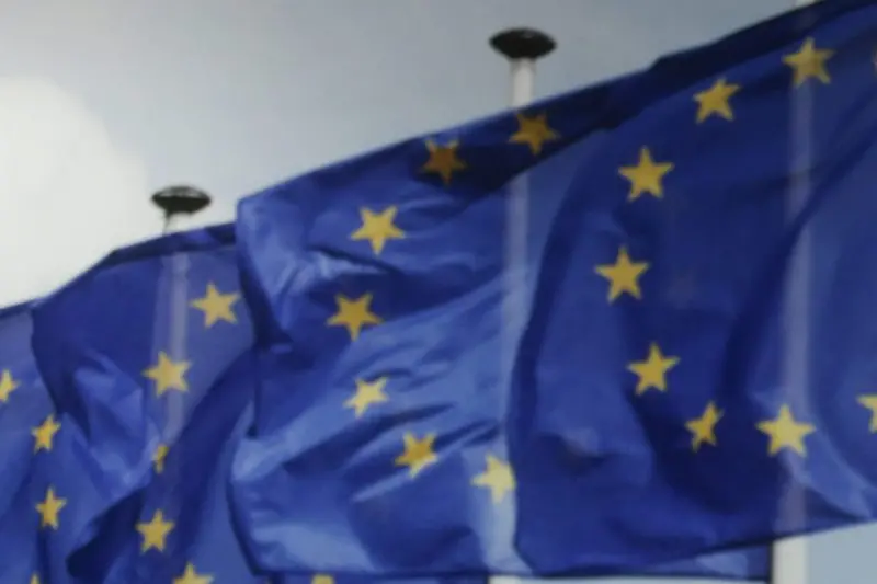 Евробарометър: 72% от българите искат мониторинг от Брюксел