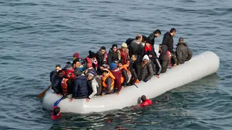 Десетки мигранти се удавиха до Египет