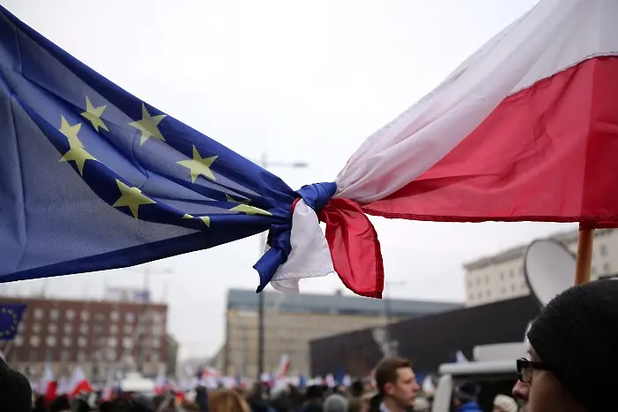 Какъв точно е проблемът на Брюксел с Полша?