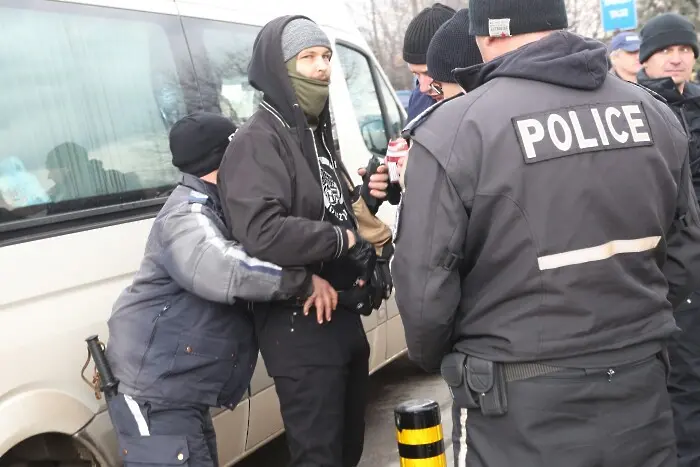 Един задържан на анти-Луков марш (НА ЖИВО)