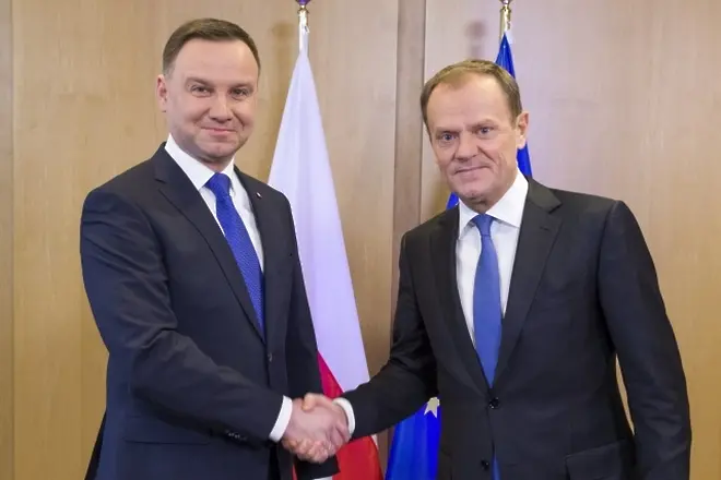 Полският президент отказва да се срещне с Туск