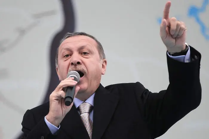 Ердоган продължава да е  политик с диктаторски амбиции