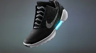 Обувки-мечта: Nike HyperAdapt 1.0 сами затягат връзките си