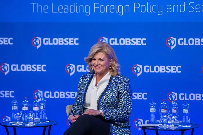 Хърватия разследва президентката си за злоупотреба с власт