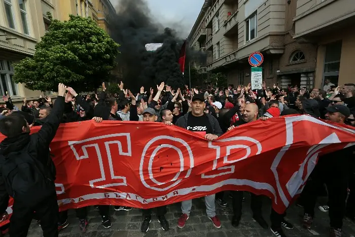 Фенове на ЦСКА отиват на протест в Швейцария