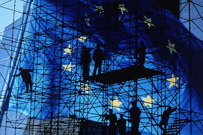 Без експерименти, че ще гледаме Европа през крив макарон от Евразия