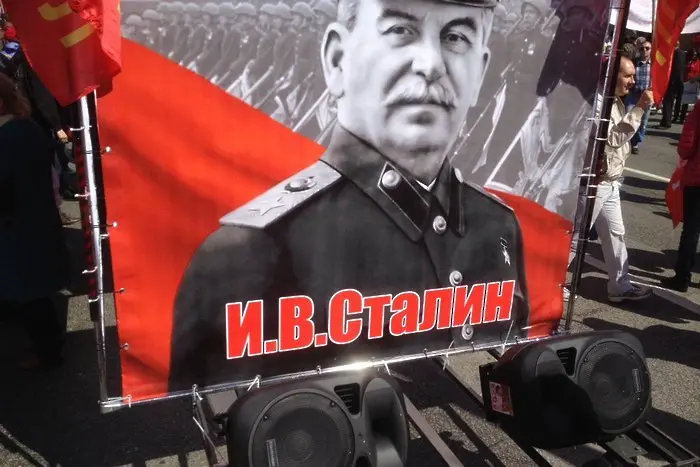 Зюганов: Сталин помири комунистите и православните