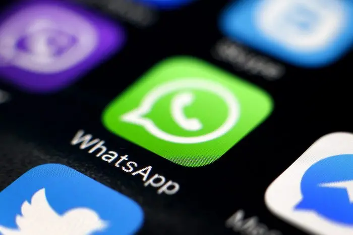 Бразилия блокира чата в WhatsApp
