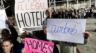 Кметове се обединяват срещу Uber и Airbnb