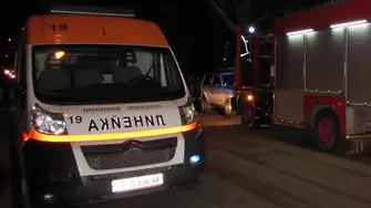 Кола удари майка и бебе в количка в София