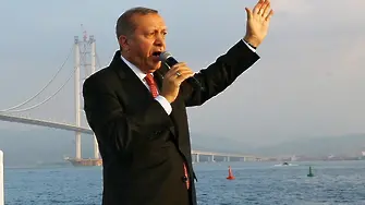Ердоган е на крачка от това да се превърне в ислямския Хитлер
