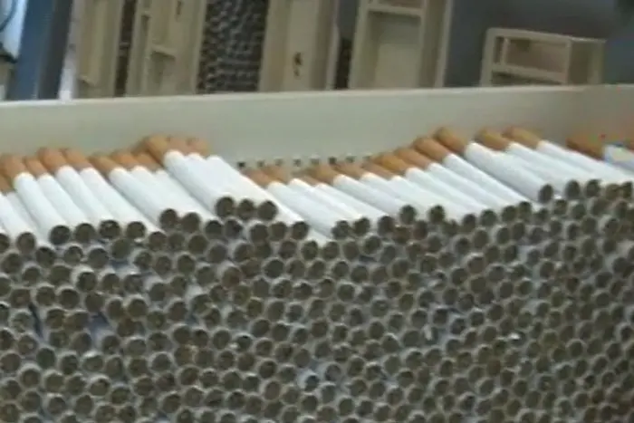 Разкрити са четири незаконни цигарени фабрики