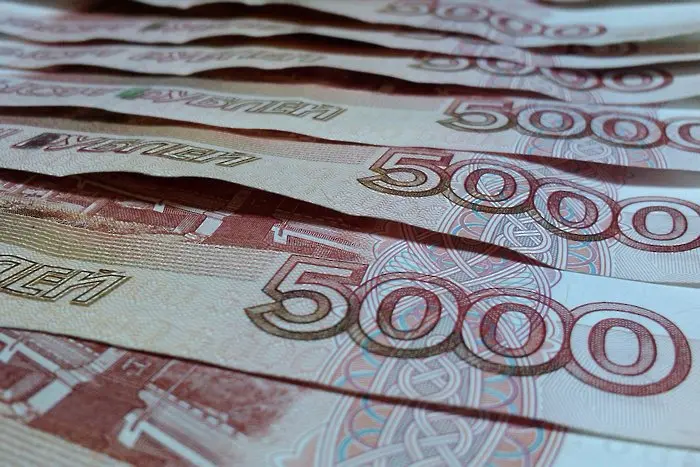 Русия запушва бюджета - изпразва резервен фонд