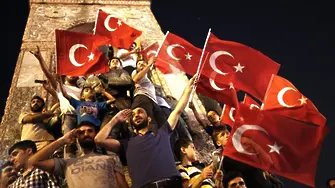 Ердоган се спаси, а какво ще стане с Турция?