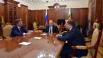 Путин изненадващо смени шефа на администрацията в Кремъл