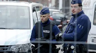 Един убит четирима ранени при експлозия в Белгия