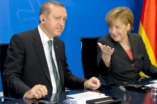 Меркел иска разговор с Ердоган в Брюксел