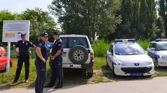 Сърбия хвана наш камион със 7 нелегални мигранти
